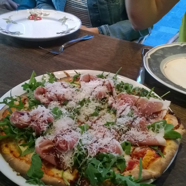 Pizza op een babyborrel