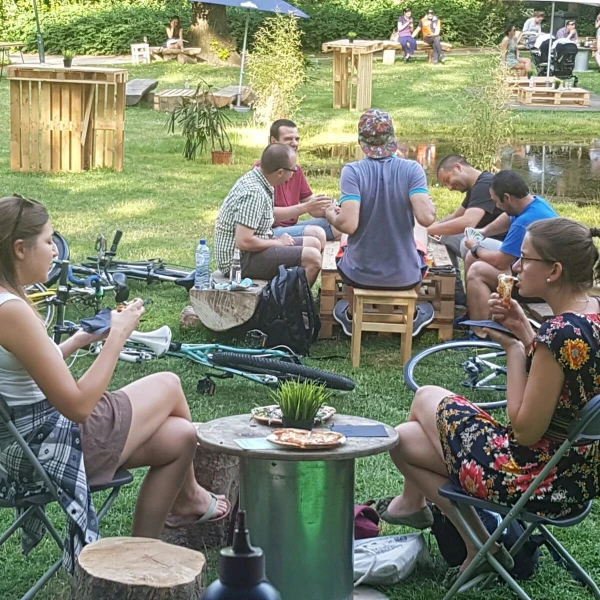 Pizza op een jubileumfeest