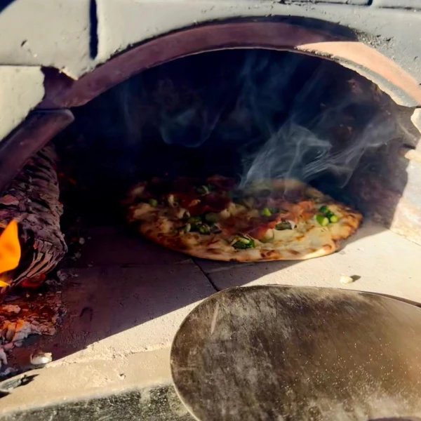Pizza op een lentefeest