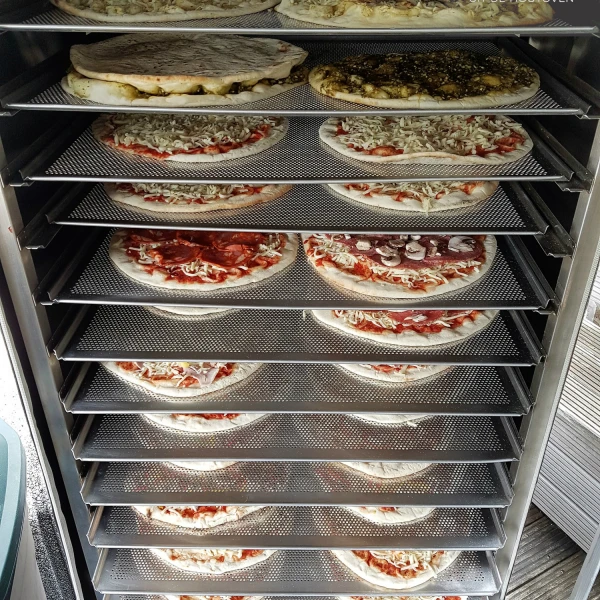 Pizza op een communiefeest