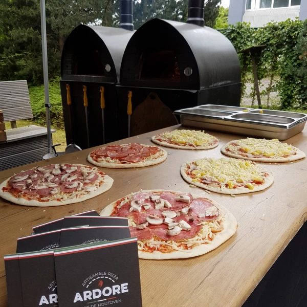 Pizza op een babyborrel