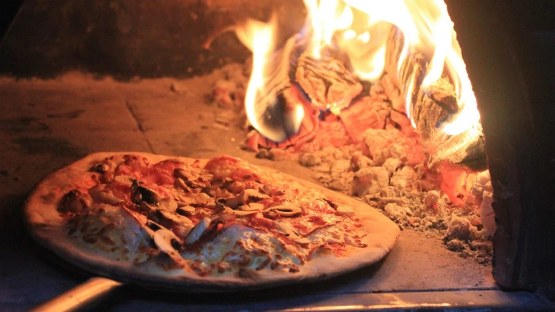 Ons aanbod: twee pizzafeest-formules